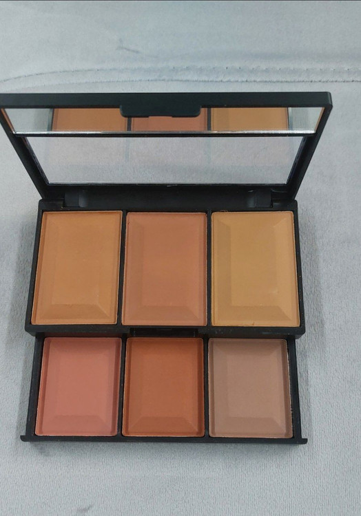 پالت کشویی رژگونه گارنیر کد ۴۰۱