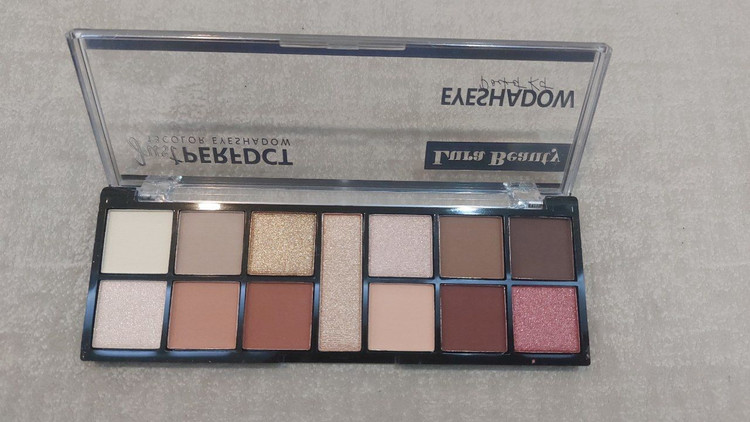 پالت سایه دودوگرل